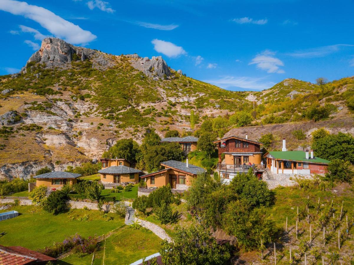 Eco Village Under The Cliffs Ilindentsi Exterior photo