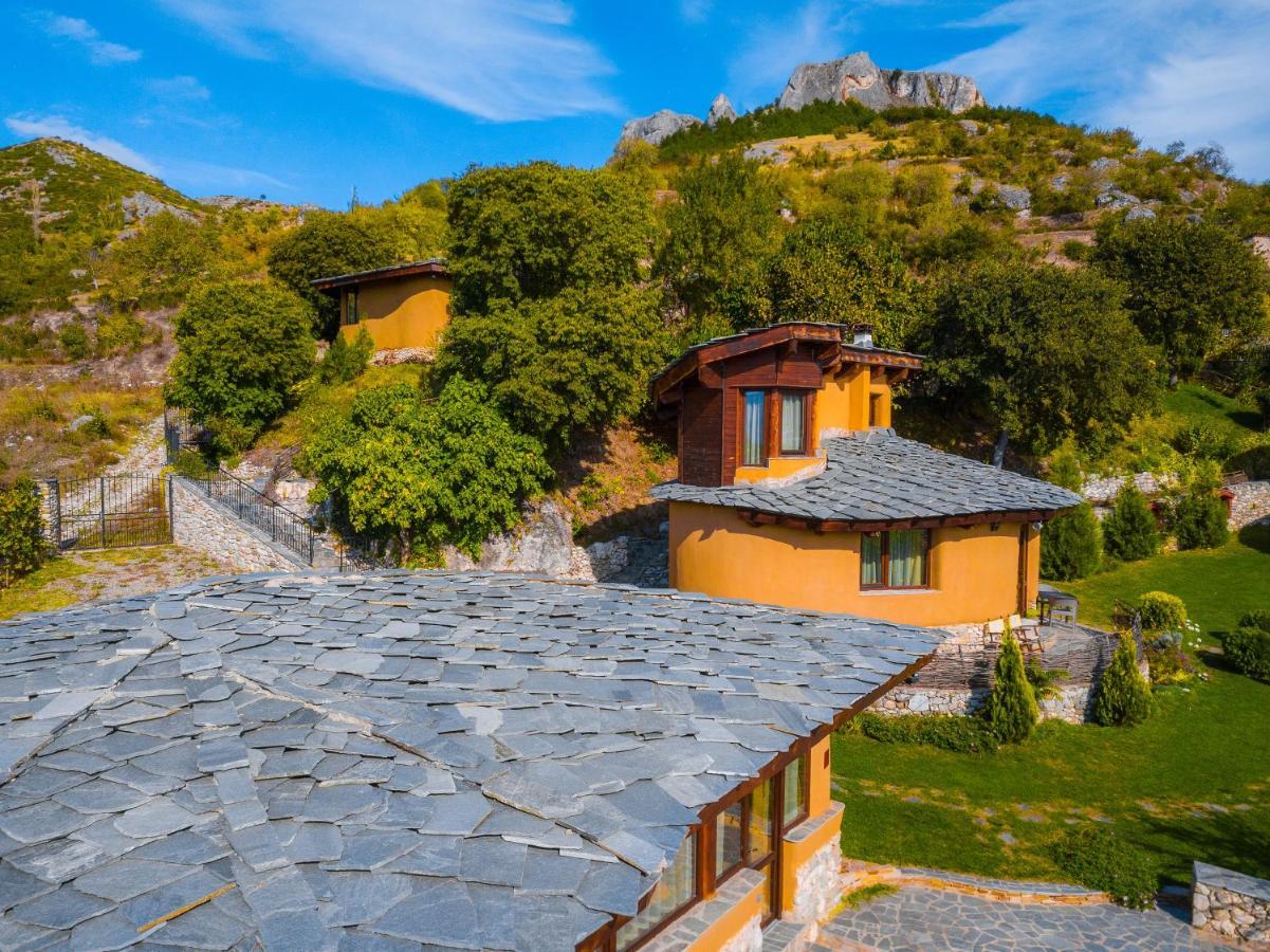 Eco Village Under The Cliffs Ilindentsi Exterior photo