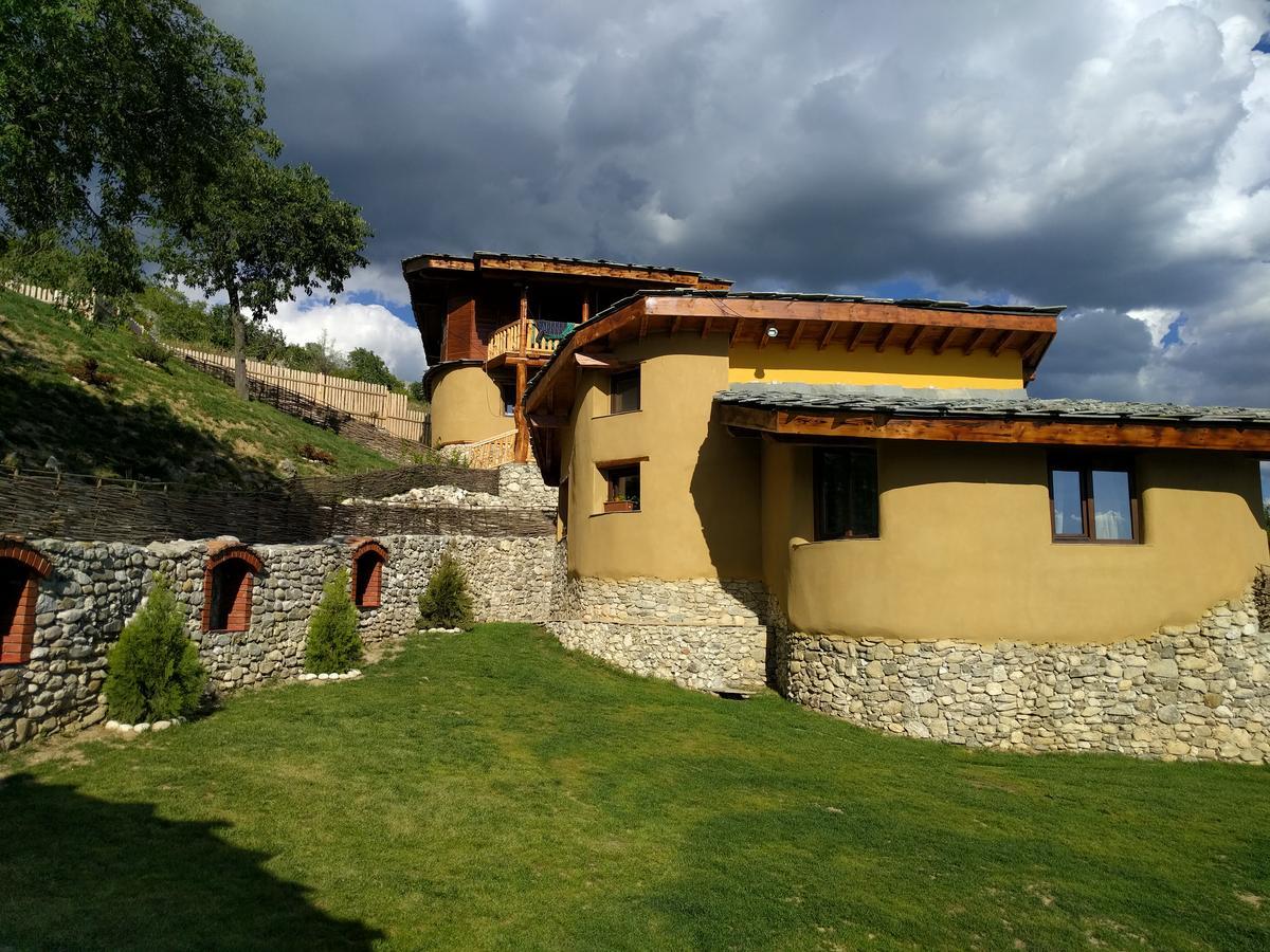 Eco Village Under The Cliffs Ilindentsi Exterior photo